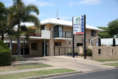 Emerald Central Palms Motel - Events Australia 0