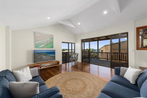 Emerald Seas Beach House - Tourism Bookings 0