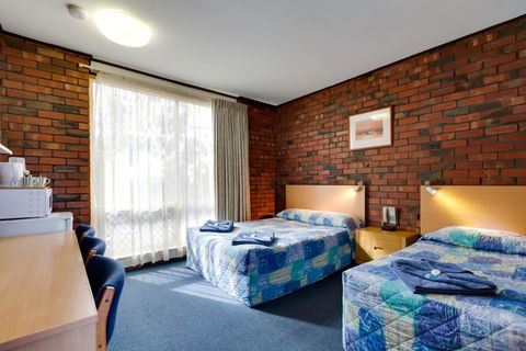 Enfield Motel - Accommodation Europe 2