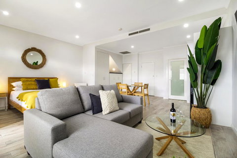 Enjoy Bayside Life At Stylish Studio Close To City - Events Australia 0