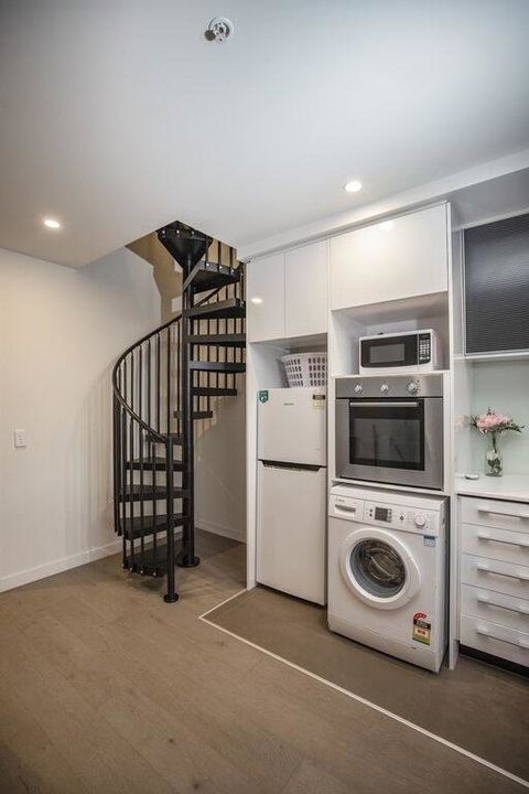 Everhome Spencer Street 704 - Tourism Bookings 3