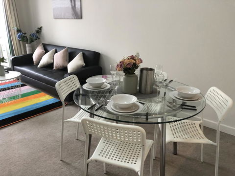 Exquisite Family Home +Parking, Close To CBD - Tourism Bookings 2