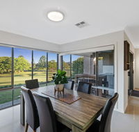 Fairway Village  Windaroo Lakes Golf Club - Events Australia