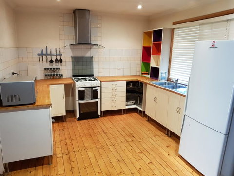 Family Getaway In Eildon - Pet Friendly - Tourism Bookings 2