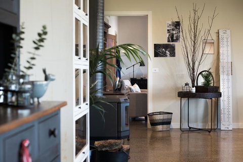 Farmer Smith Estate - Sunrise Retreat - Events Australia 0