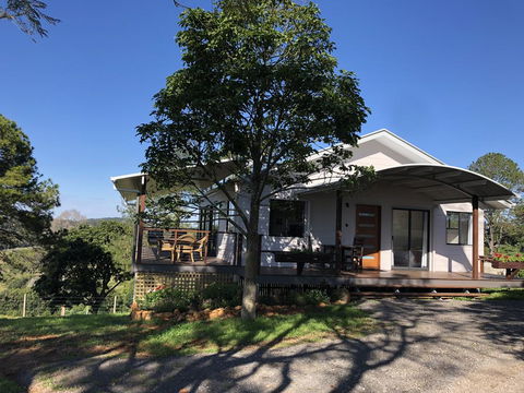 Flame Tree Chalet - Events Australia 2