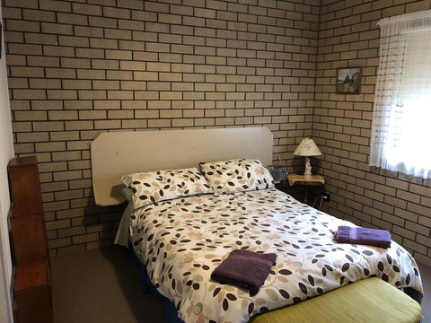 Flat 1/15 Dalmeny Drive - Events Australia 2