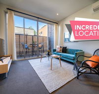 Floral on Frew - Heart of the CBD - Wifi - Netflix - Accommodation Europe