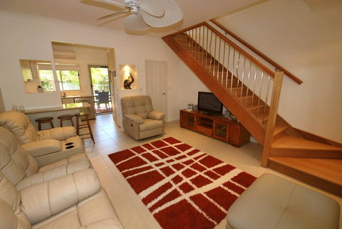 Florida Unit 4 - Shoal Bay - Events Australia 1