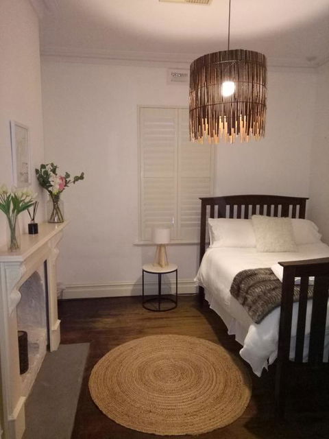 FUNKY COTTAGE - Events Australia 2