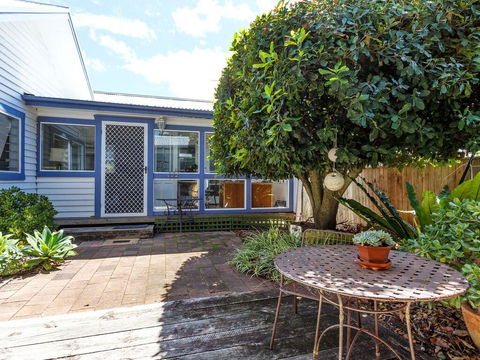 Garden Cottage - Events Australia 1