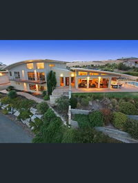 Book Lovely Banks Accommodation Vacations Events Australia Events Australia