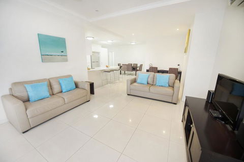 Gladstone City Central Apartment Hotel - Events Australia 1