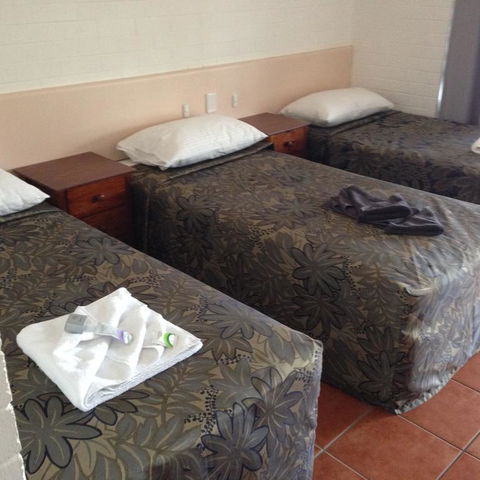 Gladstone Motel - Events Australia 3