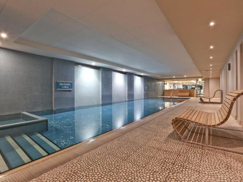 Glenelg Sunset Beach Apartment - Events Australia 1