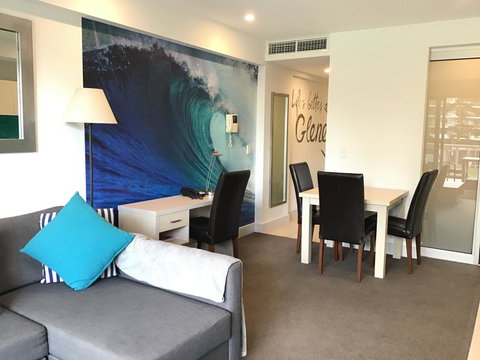 Glenelg Sunset Beach Apartment - Events Australia 3