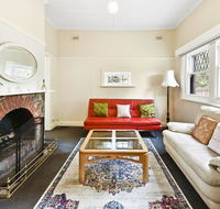 GlenIris Beautiful 6BedderFamily House2BathPool - Events Australia