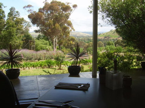 Golden Chain Garden Motor Inn Gundagai - Tourism Bookings 2