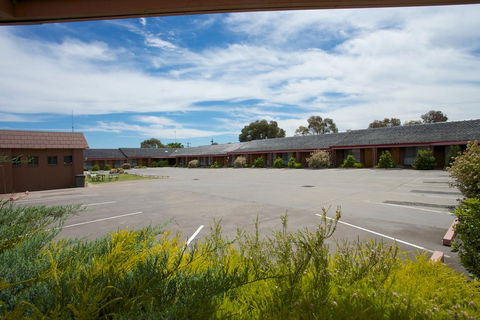 Golden Grain Motor Inn - Events Australia 3