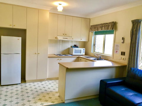 Golfview Motor Inn - Tourism Bookings 0