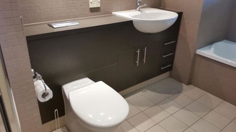 Grand Hotel Ocean View Apartment Labrador - Events Australia 1