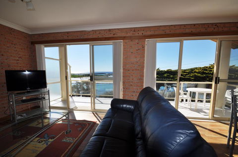 Grand Pacific 1 - Unit 4 - Events Australia 1
