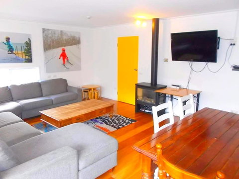 Great Value Thredbo Chalet - Accommodation Europe 2
