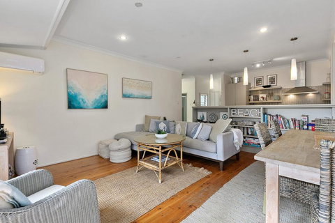 Grevillea - Events Australia 3