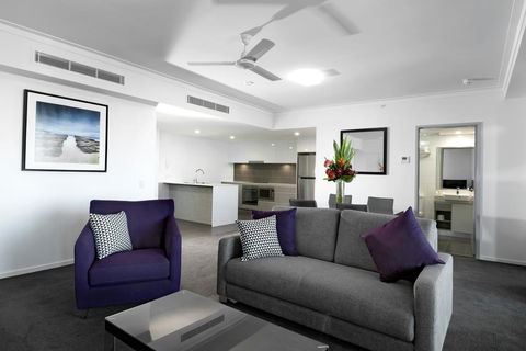 H On Mitchell Apartment Hotel - Events Australia 3