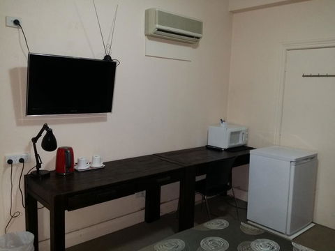 Hampton Court Apartments - Events Australia 2