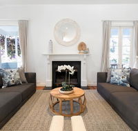 Hamptons Style Family Home 5 Minutes From Beach - Events Australia