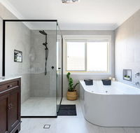 Hamptons Waterfront Getaway - Events Australia