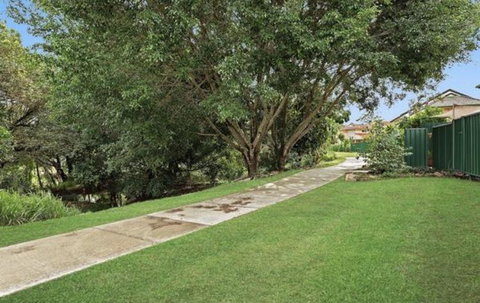 Handford Gardens - Tourism Bookings 1