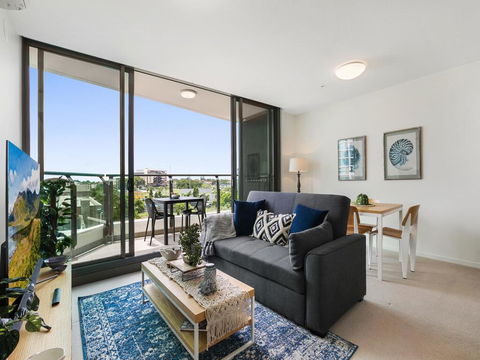 HARBOURSIDE- Hosted By: L'Abode Accommodation - Events Australia 0