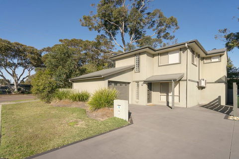 Harmony House - Bateau Bay, NSW - Tourism Bookings 0