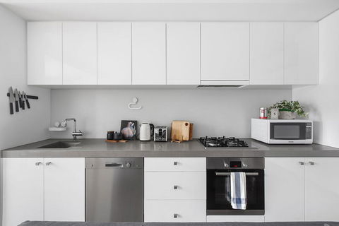 Heart Of Windsor Apartment By Ready Set Host - Events Australia 3