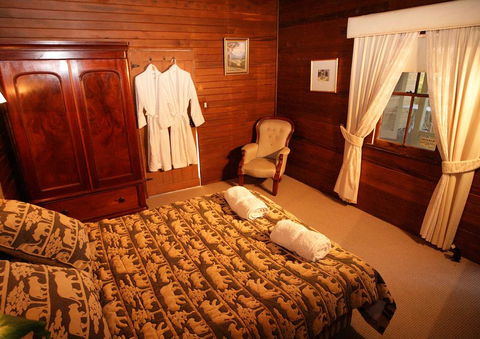 Hermitage Cottage - Tourism Bookings 3