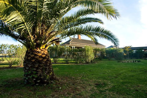 Hermitage Hill Country Retreat - Tourism Bookings 3