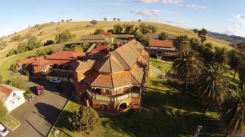 Hermitage Hill Country Retreat - Tourism Bookings 0