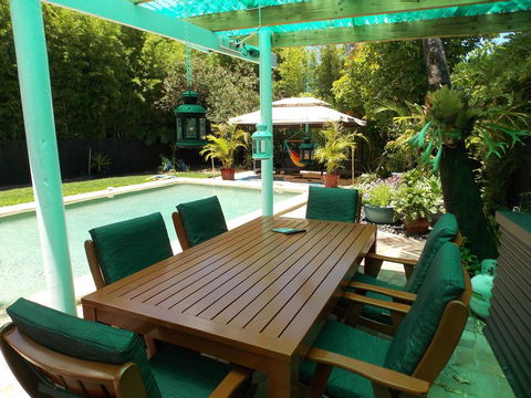Hidden Oasis - Tourism Bookings 0