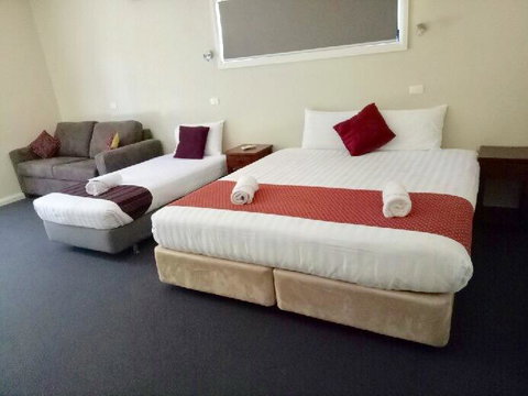 Hillview Farmstay - Tourism Bookings 2