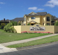 Hopkins House Motel  Apartments - Events Australia