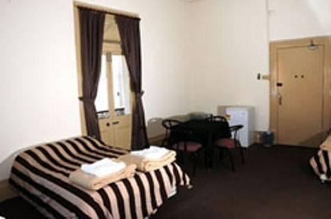 Hotel Metropolitan - Accommodation Europe 2