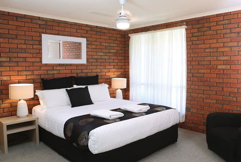 Jacaranda Holiday Units - Events Australia 3