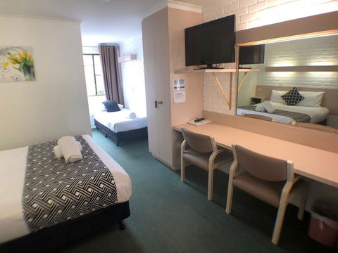 Jacaranda Place Motor Inn - Events Australia 1