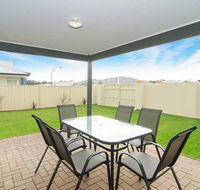 Kangaroo Retreat - Tourism Bookings