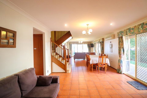 Kingfisher LakeHouse - Events Australia 3