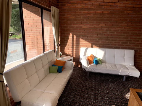 Kingswood Motel - Events Australia 3