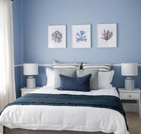 Kinross Cottage - Neat and Stylish Sleeps 9 - Events Australia