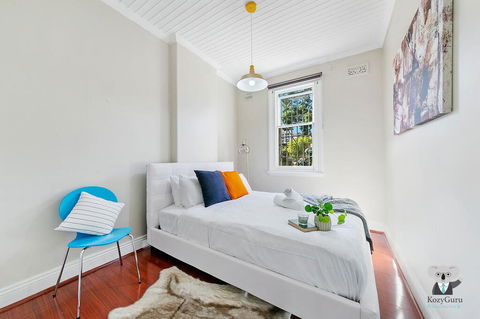 KOZYGURU SYDNEY CBD DARLINGHURST SPLIT LEVEL 2 BEDROOM TOWNHOUSE NDA023 - Events Australia 2